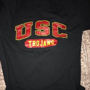 USC black t-shirt